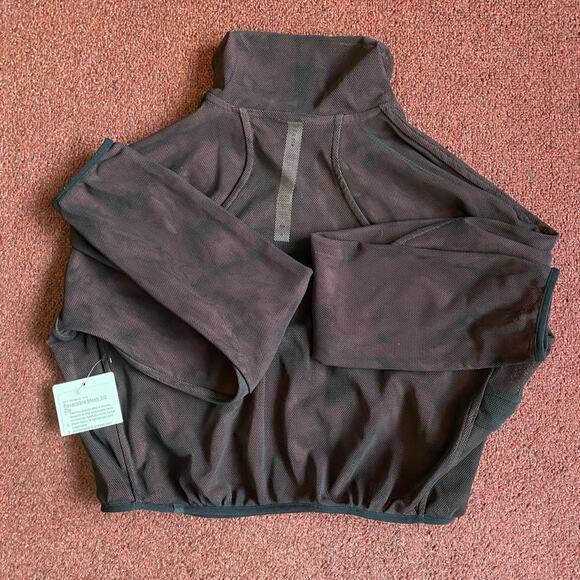NWT Lululemon Reversible Mesh 1/2 Zip - Picture 6 of 9